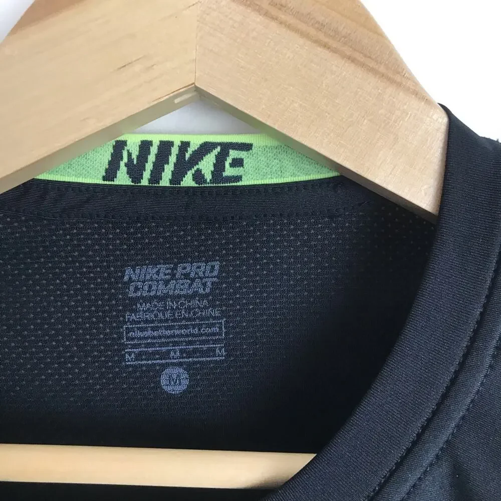 Nike pro combat‎ shirt size med